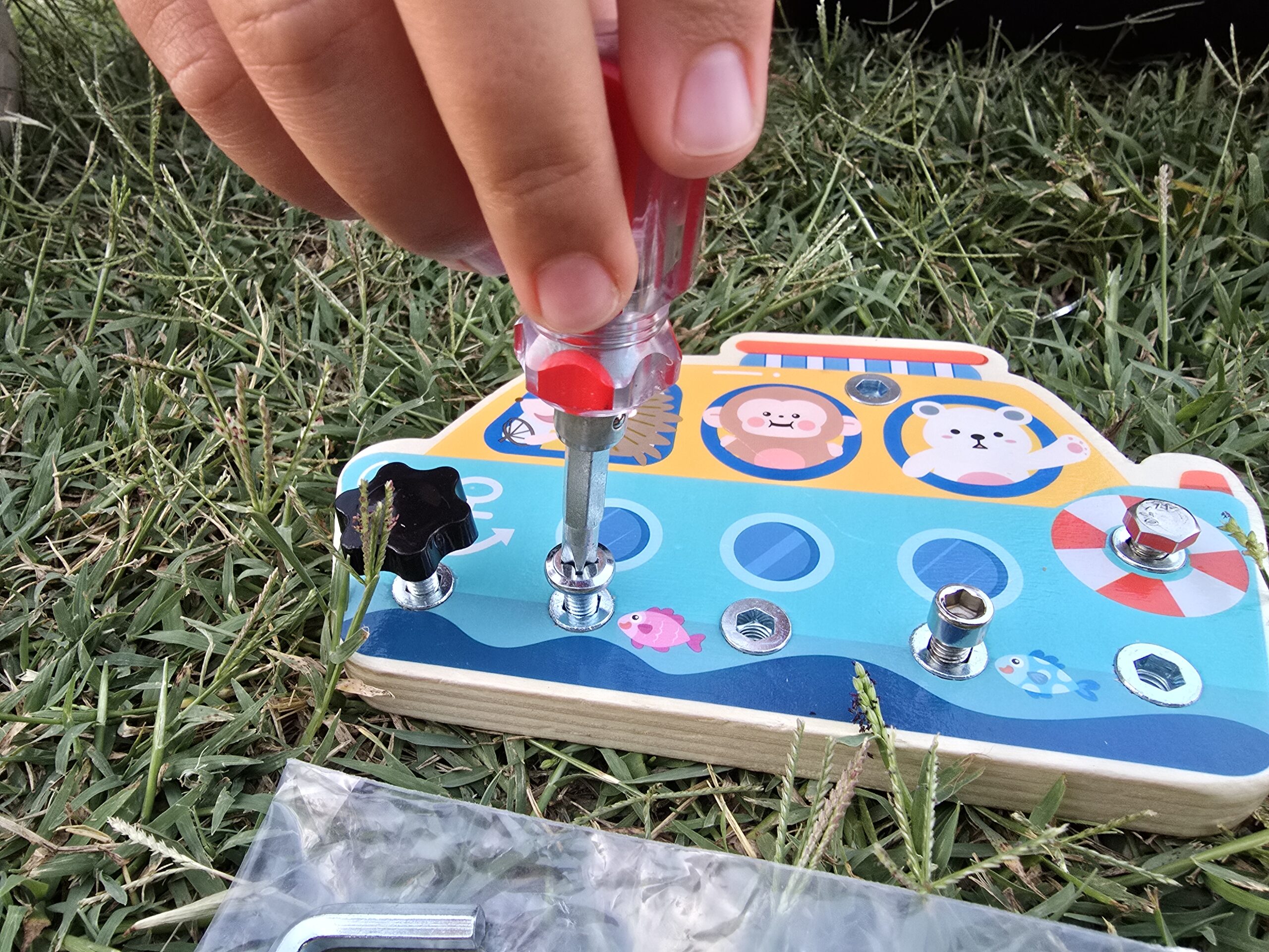 Puzzle Montessori Anije me Vida & Mjete – Lodër Edukative
