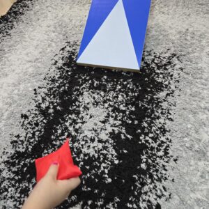 Loja e Hedhjes në Shënjestër "Cornhole"